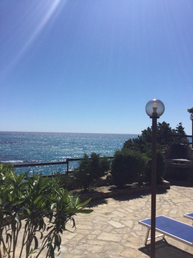 Villa Vera Trifamigliare Con Ingresso Diretto 20 Mt Al Mare Clima Wi-Fi Bbq カーラ・リベロット エクステリア 写真